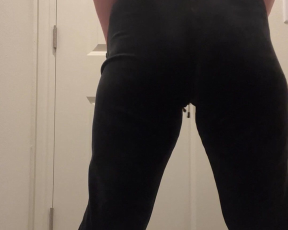 GasGoddess aka goddess4gas - 10-30-2023 OnlyFans Video - These pants are sooo comfy