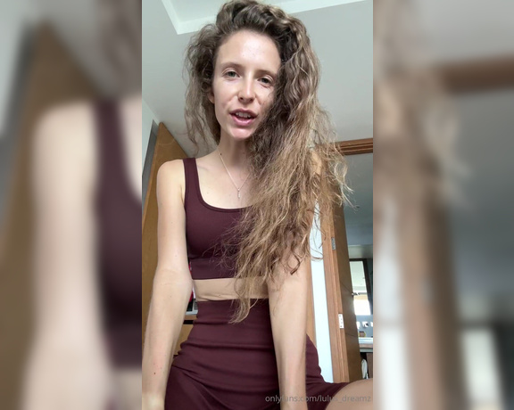 Lulusdreamz aka lulus_dreamz - 05-05-2024 OnlyFans Video - Tip me 14 for the whole 4