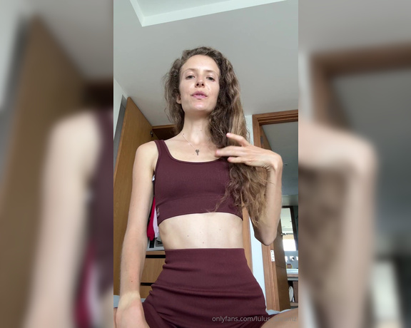 Lulusdreamz aka lulus_dreamz - 05-05-2024 OnlyFans Video - Tip me 14 for the whole 4