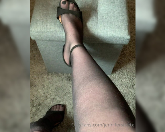 Jennifers feet aka jennifersfeetx - 05-02-2021 OnlyFans Video - Sorry for not posting as much Ive just started back work  Ill create some more