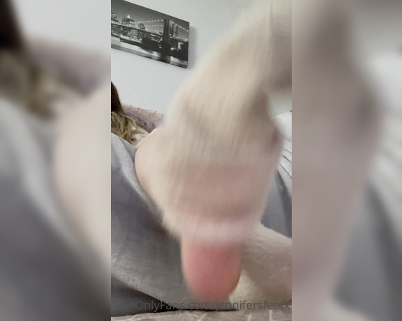 Jennifers feet aka jennifersfeetx - 05-12-2021 OnlyFans Video - This is how I would be if you where in the room watching me, Id put