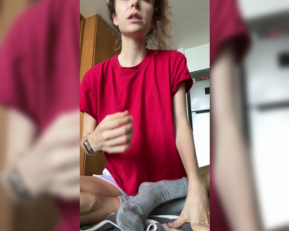 Lulusdreamz aka lulus_dreamz - 10-12-2024 OnlyFans Video - Get to see the whole 3 min sweaty socks and feet JOI for only 4 _