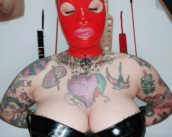 Madame Fermans aka madamefermans - 05-21-2023 OnlyFans Video - Devil Mask and Big Tits