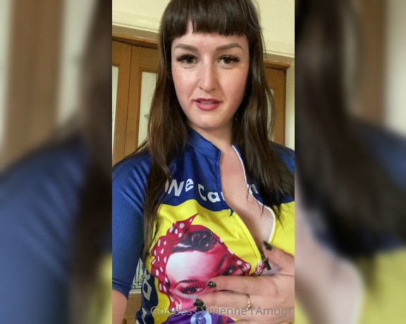 Vivienne L'Amour aka Vlproductionsuk OnlyFans - New cycling top and cleavage )