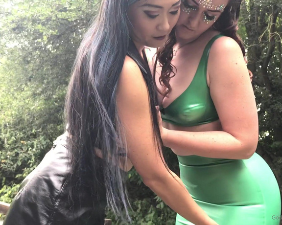 Vivienne L'Amour aka Vlproductionsuk OnlyFans - Mistress Amrita and l enjoy one another