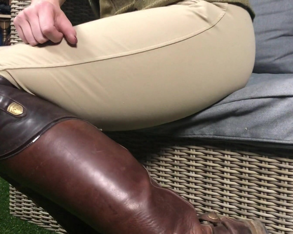 Vivienne L'Amour aka Vlproductionsuk OnlyFans - 14 MINUTES VIDEO  EQUESTRIAN MISTRESS BOOT WORSHIP