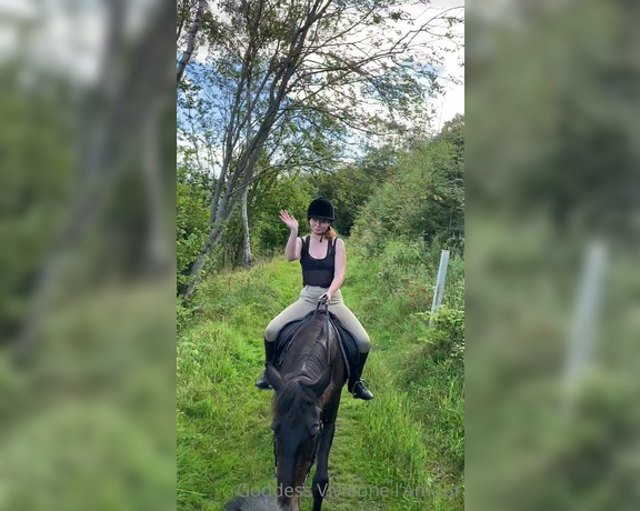 Vivienne L'Amour aka Vlproductionsuk OnlyFans - Real Equestrian Mistress  I had a HUGE ex hunting horse on Friday, he was amazing! I loved his hu 3