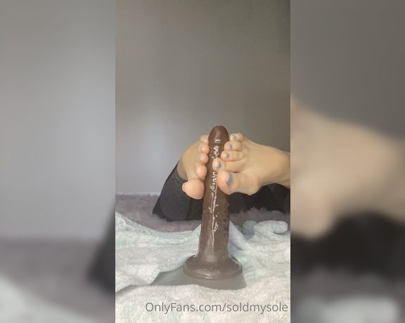 Liv aka Soldmysole OnlyFans - Some fun with my new toy