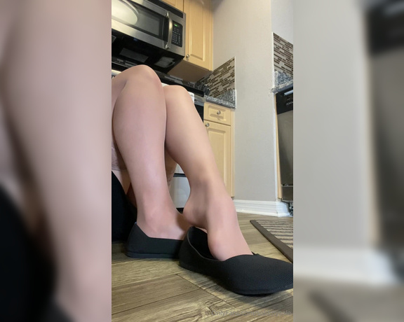 Liv aka Soldmysole OnlyFans - POV You’re home on a break from college and walk in to see your stepmom cleaning the kitchen You