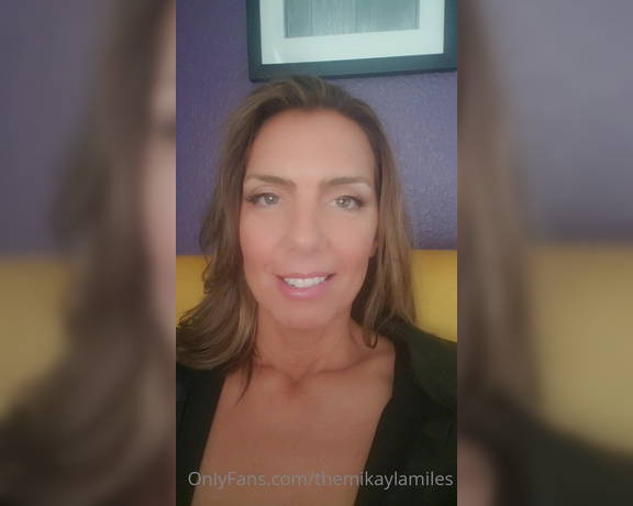 Mikayla Miles aka Themikaylamiles OnlyFans - PART 5 Under My Control #mikaylamiles #bigfeet #longtoes #hypnosis