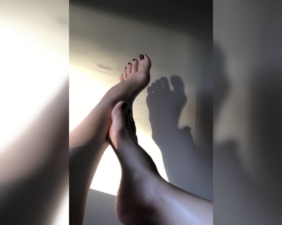 Liv aka Soldmysole OnlyFans - How I keep my feet so soft