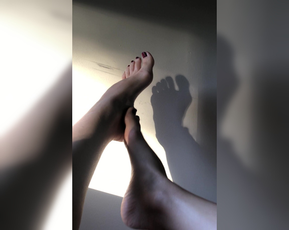Liv aka Soldmysole OnlyFans - How I keep my feet so soft