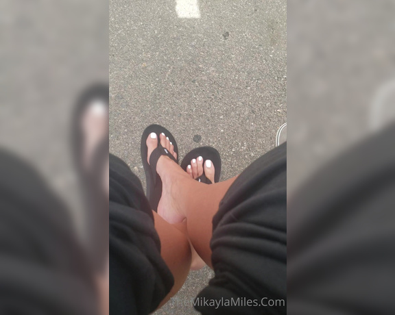 Mikayla Miles aka Themikaylamiles OnlyFans - #whitetoenails #reefflipflop