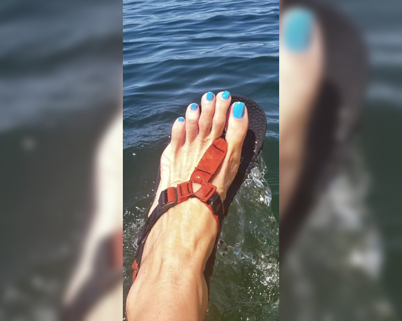 Mikayla Miles aka Themikaylamiles OnlyFans - #splashing #smashing #water #feet #giantess #goddess