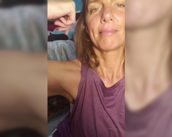 Mikayla Miles aka Themikaylamiles OnlyFans - Armpit Worship and Biceps Bouncing #mikaylamiles #bicepsbouncing #armpit #armpitworship #smellmyarmp