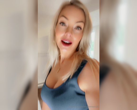 Missbehavin26 aka Missbehavin26 OnlyFans - New mom son video to cum Son goes on date with mom when girlfriend cancels 1