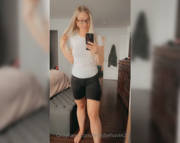 Missbehavin26 aka Missbehavin26 OnlyFans Video 9