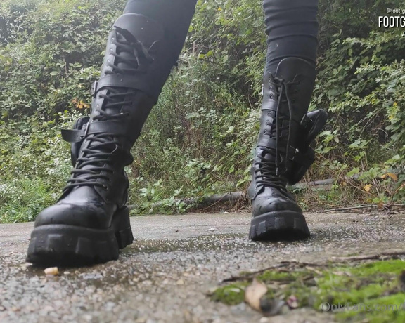 Foot Goddess Mia aka Footgoddessmia OnlyFans - I want my boots clean, is that clear slut!