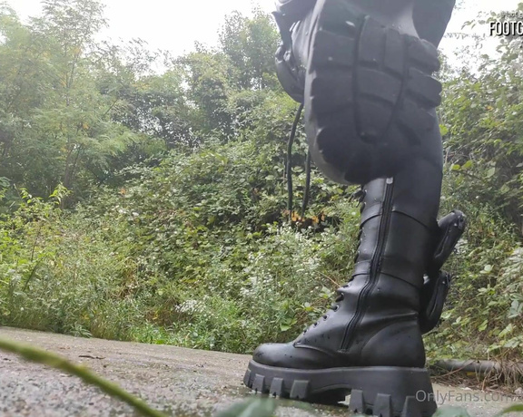 Foot Goddess Mia aka Footgoddessmia OnlyFans - I want my boots clean, is that clear slut!