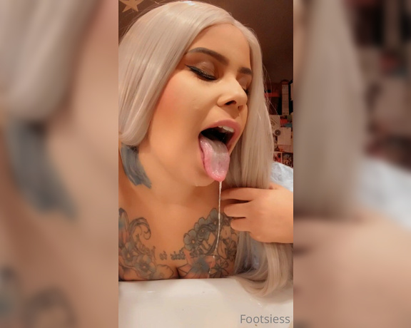 Sweetfeetsy Premium aka Sweetfeetsy OnlyFans Video 5