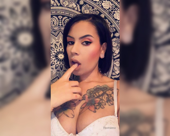 Sweetfeetsy Premium aka Sweetfeetsy OnlyFans Video 07