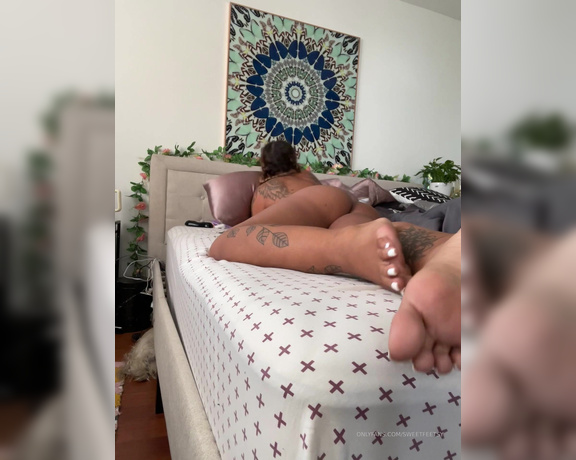 Sweetfeetsy Premium aka Sweetfeetsy OnlyFans - Sleeping naked is a vibe
