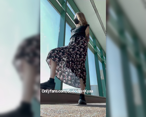 Goddess Kyaa aka Goddesskyaa OnlyFans - Flying & Flashing! This POV public flashing video will be the closest you cuckolds ever get to joini