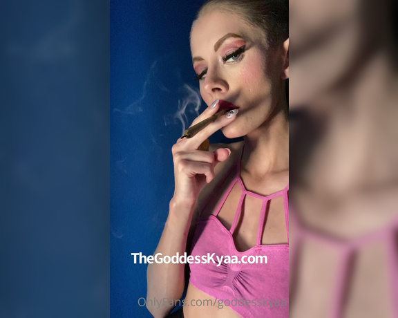 Goddess Kyaa aka Goddesskyaa OnlyFans - Smoking between cam sessions this evening I love smoking on camera, too Submit for a smoking wor