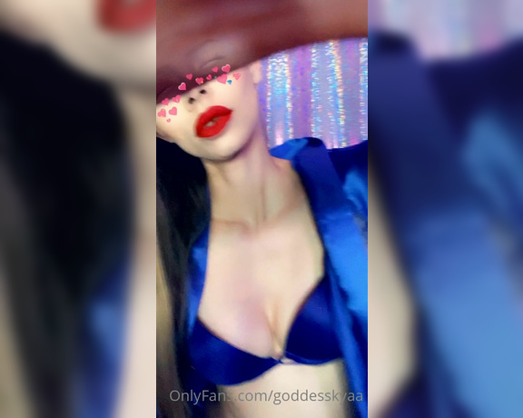 Goddess Kyaa aka Goddesskyaa OnlyFans - Dancing and being adorable in my lingerie tonight cocktease could be my middle name, I’m so damn