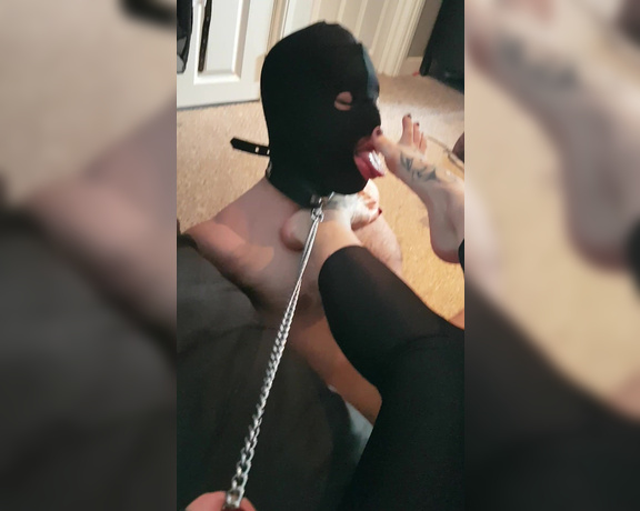 Adreena Angela aka Adreena_angela OnlyFans - Clip Teasing my foot slave