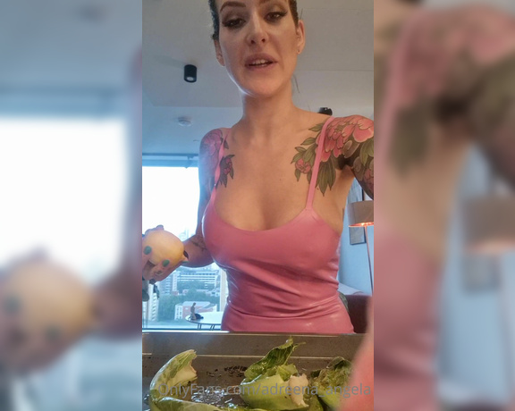 Adreena Angela aka Adreena_angela OnlyFans - Guys this is HILARIOUS Yesterday during our livestream you requested a video of me cooking my din 3