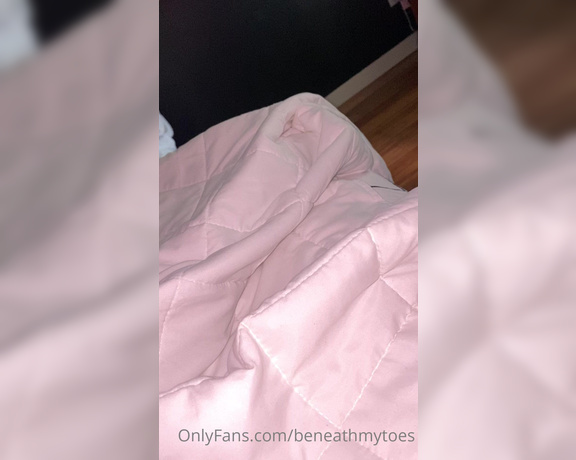 Beneathmytoes aka Beneathmytoes OnlyFans - Good morning! 1