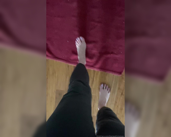 Beneathmytoes aka Beneathmytoes OnlyFans Video 70