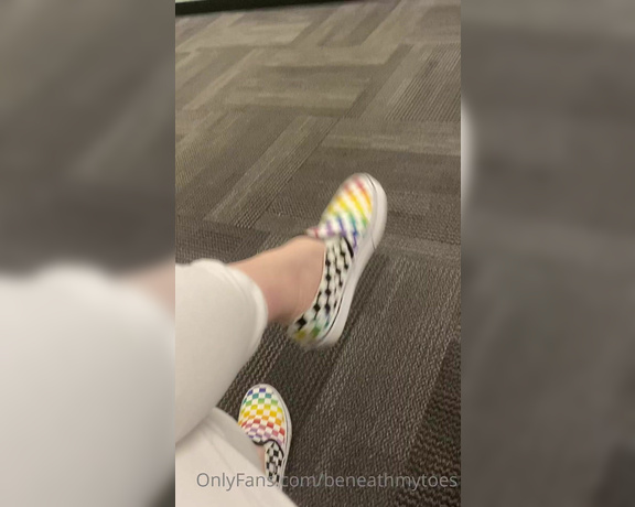 Beneathmytoes aka Beneathmytoes OnlyFans - Work peek And got caught Lol 1