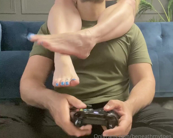 Beneathmytoes aka Beneathmytoes OnlyFans - Do you think I convinced him to put down the controller