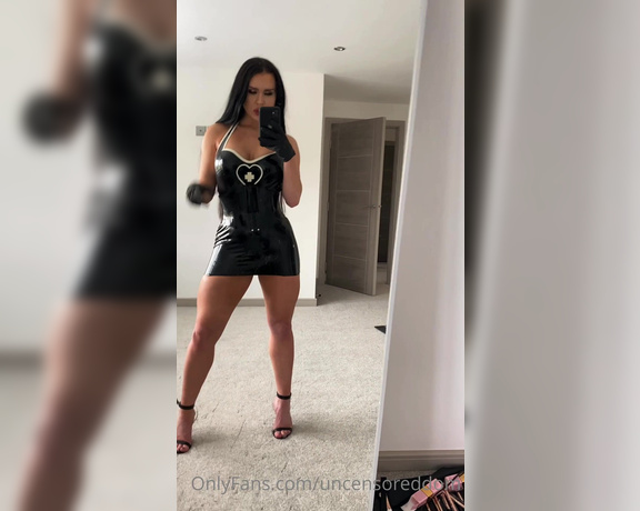 Obey Angelina aka Uncensoreddom OnlyFans - Seen as you all loved the walk vid thought I’d combine some vids so you can admire the physique