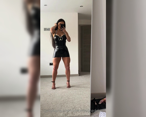 Obey Angelina aka Uncensoreddom OnlyFans - Seen as you all loved the walk vid thought I’d combine some vids so you can admire the physique