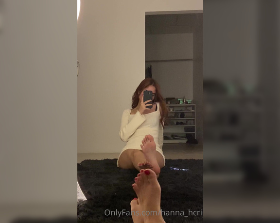 Hannah Robins aka Hanna_hcri OnlyFans - Just a short and quick teasing video while I make someone send his whole paycheck