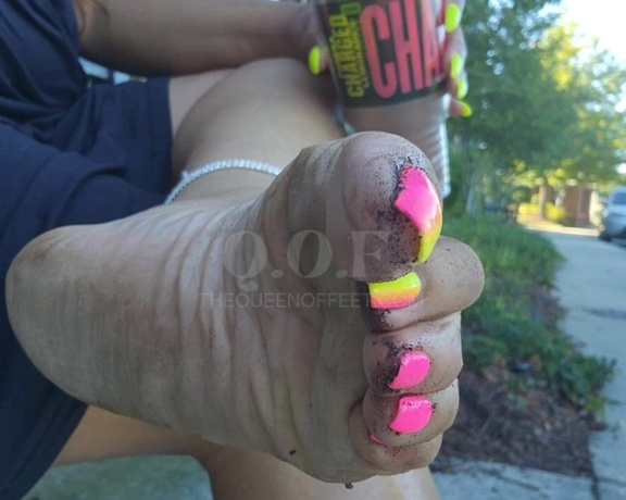 QUEEN OF FEET aka Thedcfootqueen OnlyFans - YOU DRINK IT BITCH FOOT SIMP PT1 You useless dog! I told you if you fuck up ONE MORE TIME, that