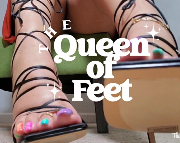 QUEEN OF FEET aka Thedcfootqueen OnlyFans - Pussy flashing and seducing my friends man  LIKE if I should make more vids like these