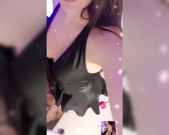 Goddess Kate aka Katealexis OnlyFans - [Vid 9 mins] Your cck belongs to me, your mind is weak to my teasing listen and stroke for me