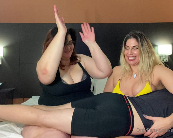 Amazonamanda OnlyFans - Did someone mention over the knee spanking Just something about the sound of an open palm on a tende