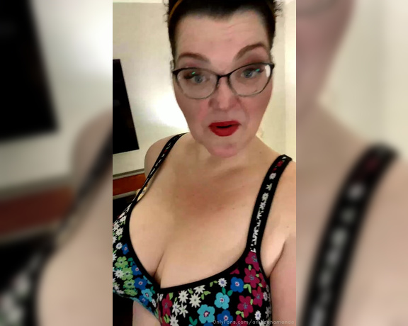 Amazonamanda OnlyFans - LIVE STREAM with Vivienne Rose smothering, during, size comparisons and more