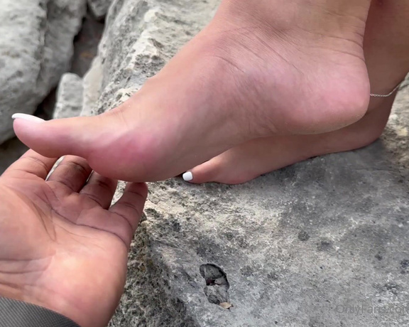 Eye Candy Toes aka Eyecandytoes Footjob OnlyFans - Fulfilling your fantasy of approaching a woman with pretty feet in public and leaving satisfied