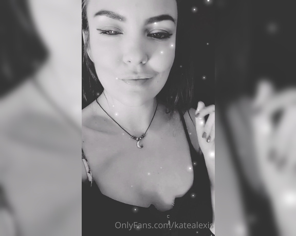 Goddess Kate aka Katealexis OnlyFans - All my pets drop so easily for