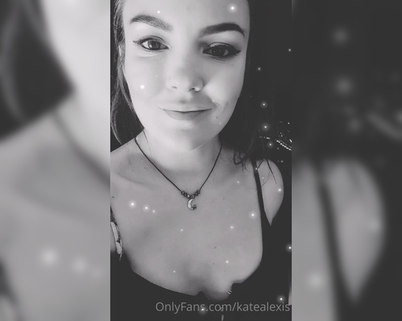 Goddess Kate aka Katealexis OnlyFans - All my pets drop so easily for