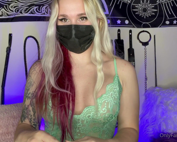 Lexiegrll aka Lexiegrll OnlyFans - Chastity tease