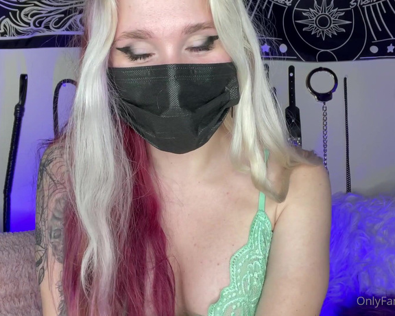 Lexiegrll aka Lexiegrll OnlyFans - Chastity tease