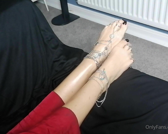 Lou In Heels aka Louinheels OnlyFans - Few more COVID customs of my fancy foot jewellery and toes rings x 3