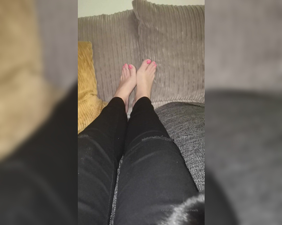 Lou In Heels aka Louinheels OnlyFans - Sunday sofa chilling